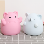 Huchas infantiles en forma de gato