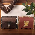 elegante hucha con candado
